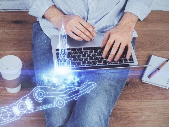 Jak technologie zmieniają sposób przekazywania informacji w mediach?