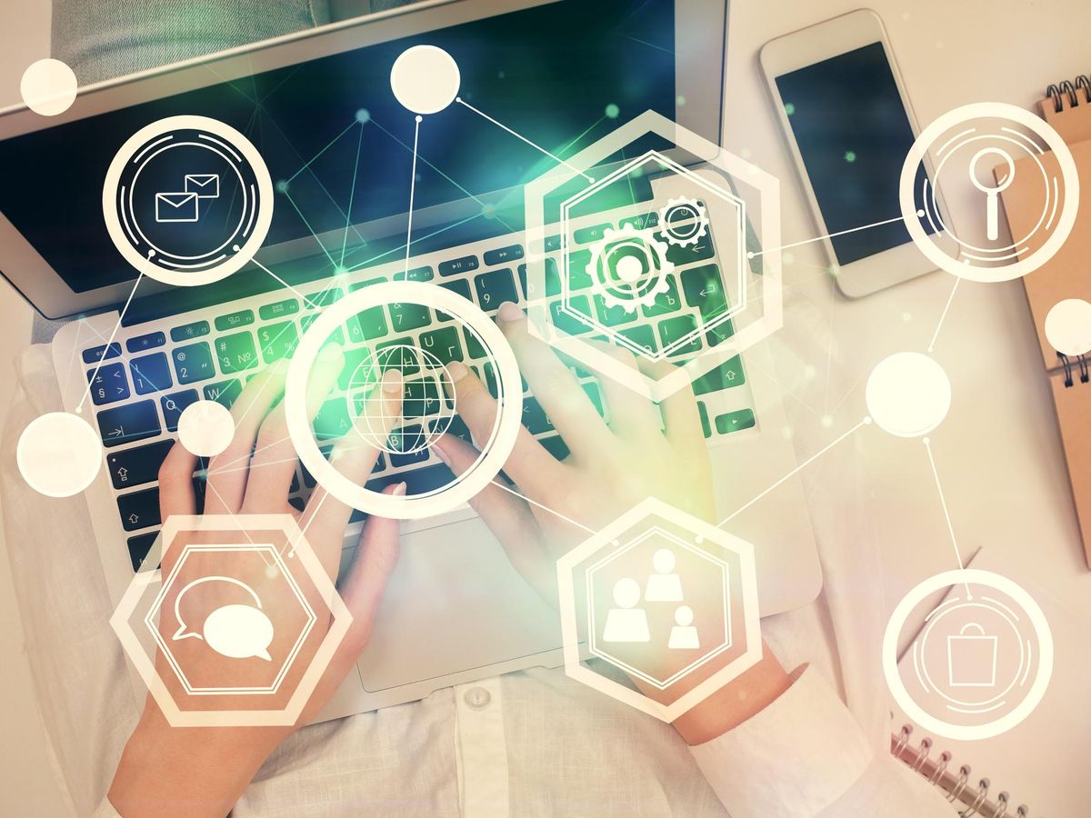 Jak nowoczesne technologie wpływają na organizację wydarzeń i uroczystości w Polsce